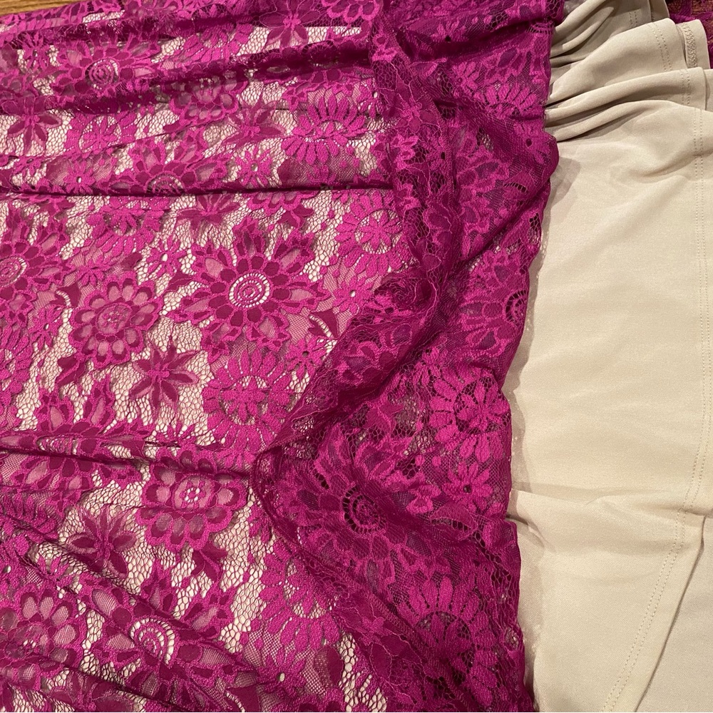 Full length lace skirt - Picture 4 of 5